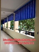 Vì sao phải lắp bạt che nắng mưa cho trường học?